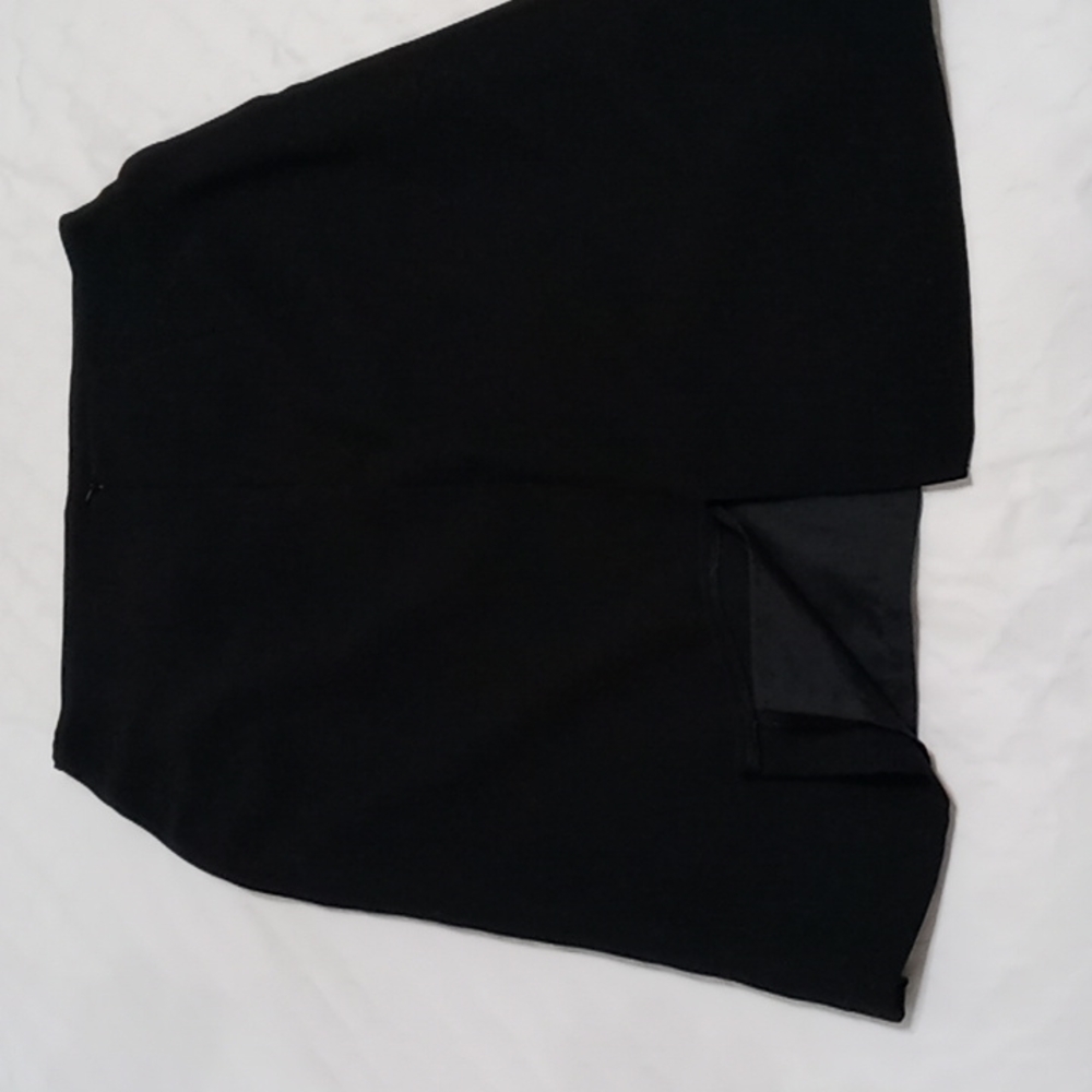 Ricki's Stitch Detail Pencil Skirt - Picture 3 of 10